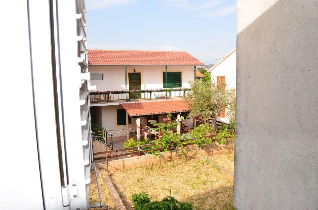 Apartman Rosa Pirovac Exterior foto